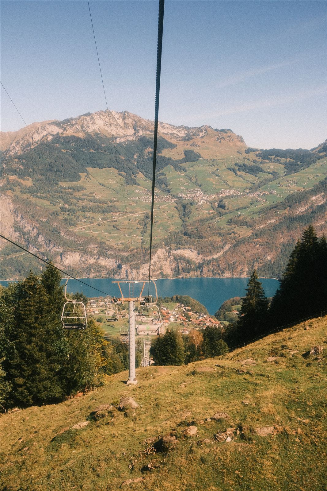 Bergbahn über dem Walensee